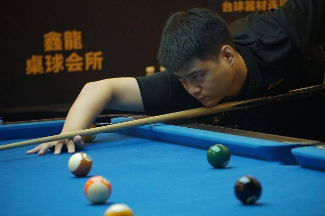 体育新泰：耄耋老人传承太极  助力全民健身